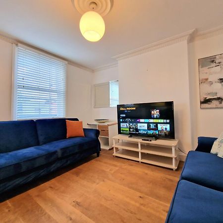Cosy Home In Kensington - Great Location! 3 Minutes Walk To Earl'S Court Station Лондон Экстерьер фото