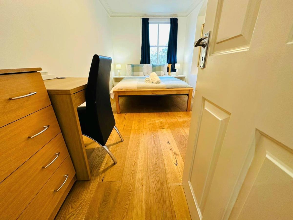 Cosy Home In Kensington - Great Location! 3 Minutes Walk To Earl'S Court Station Лондон Экстерьер фото