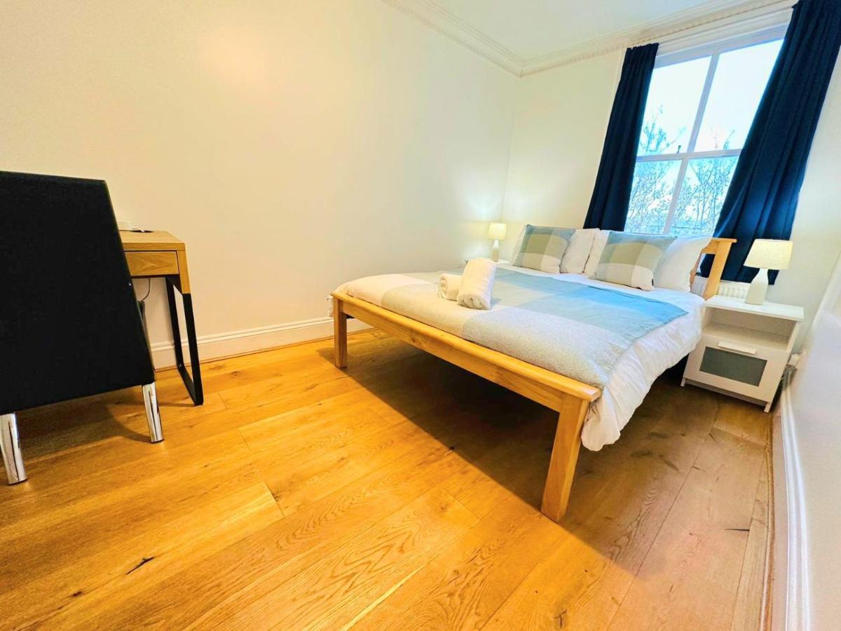 Cosy Home In Kensington - Great Location! 3 Minutes Walk To Earl'S Court Station Лондон Экстерьер фото
